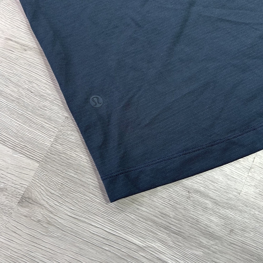 lululemon athletica Men's Dark Navy Polo Shirt - Picture 5 of 10